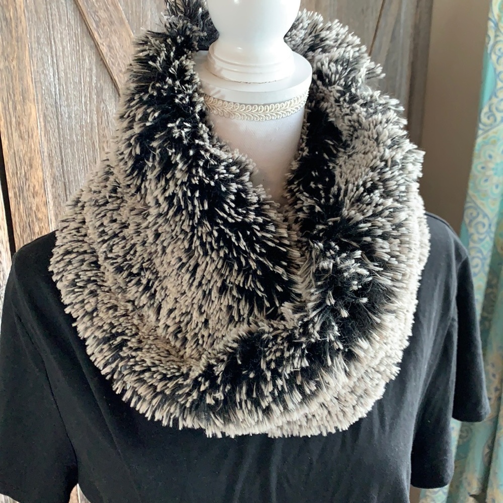 Chic Black and White Faux Fur Scarf